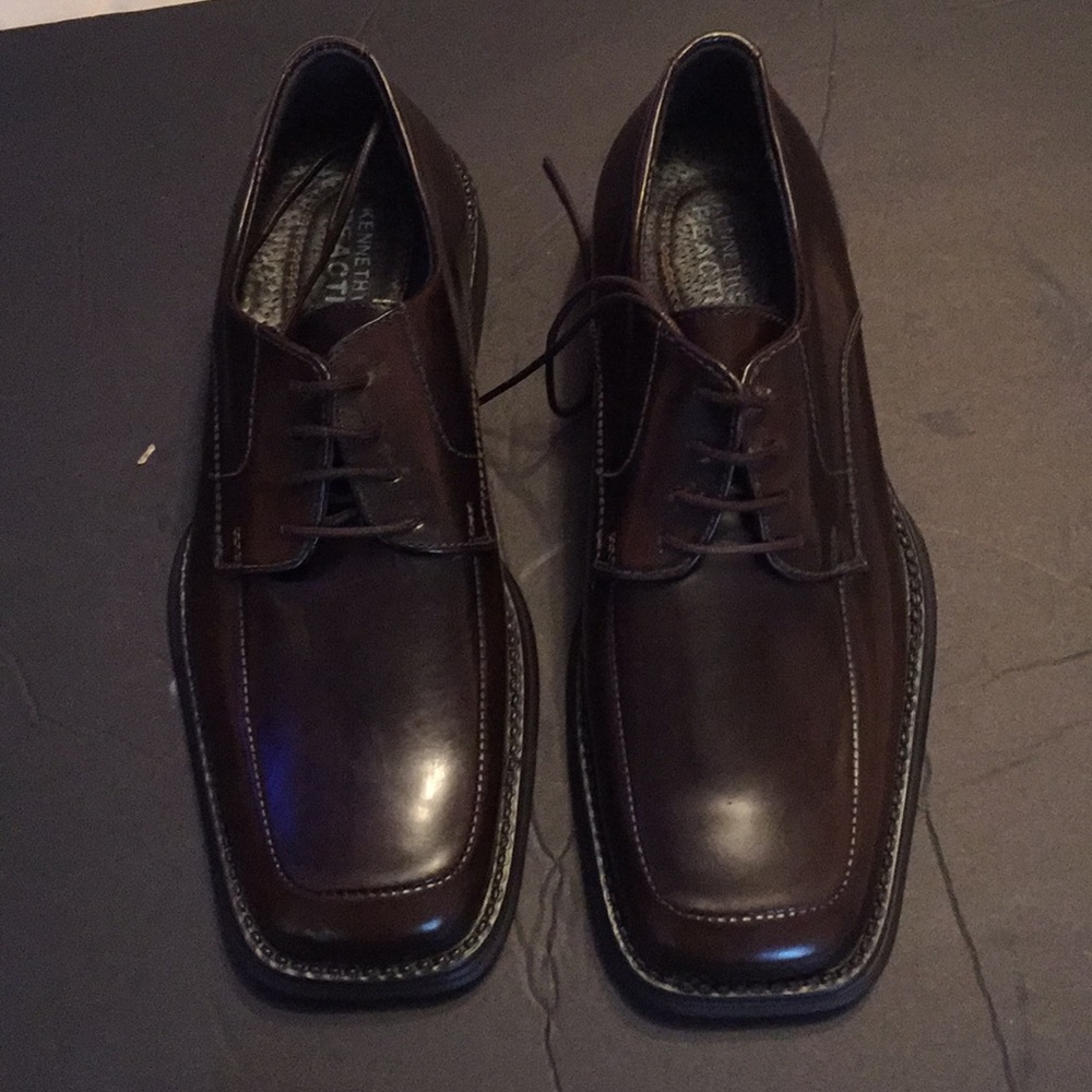 Kenneth Cole men shoes